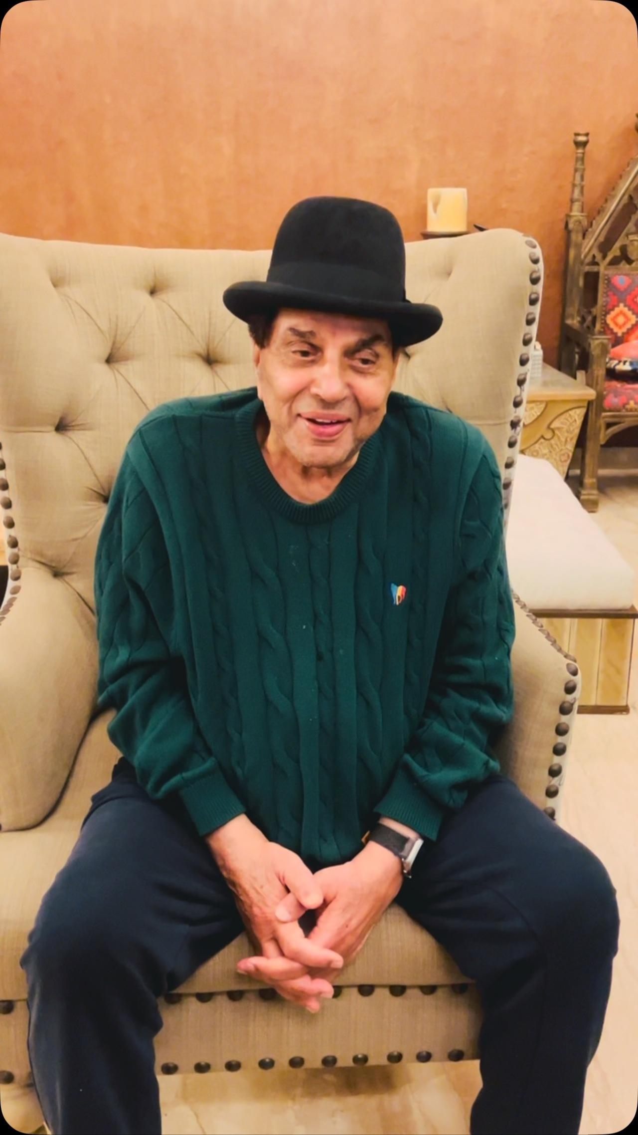 Dialogue: Na gunda raj chalega, na neta raj… sirf insaaf hoga
Film: Hukumat
Stars: Dharmendra, Rati Agnihotri, Sadashiv Amrapurkar, Kiran Kumar, Swapna, Shreeram Lagoo