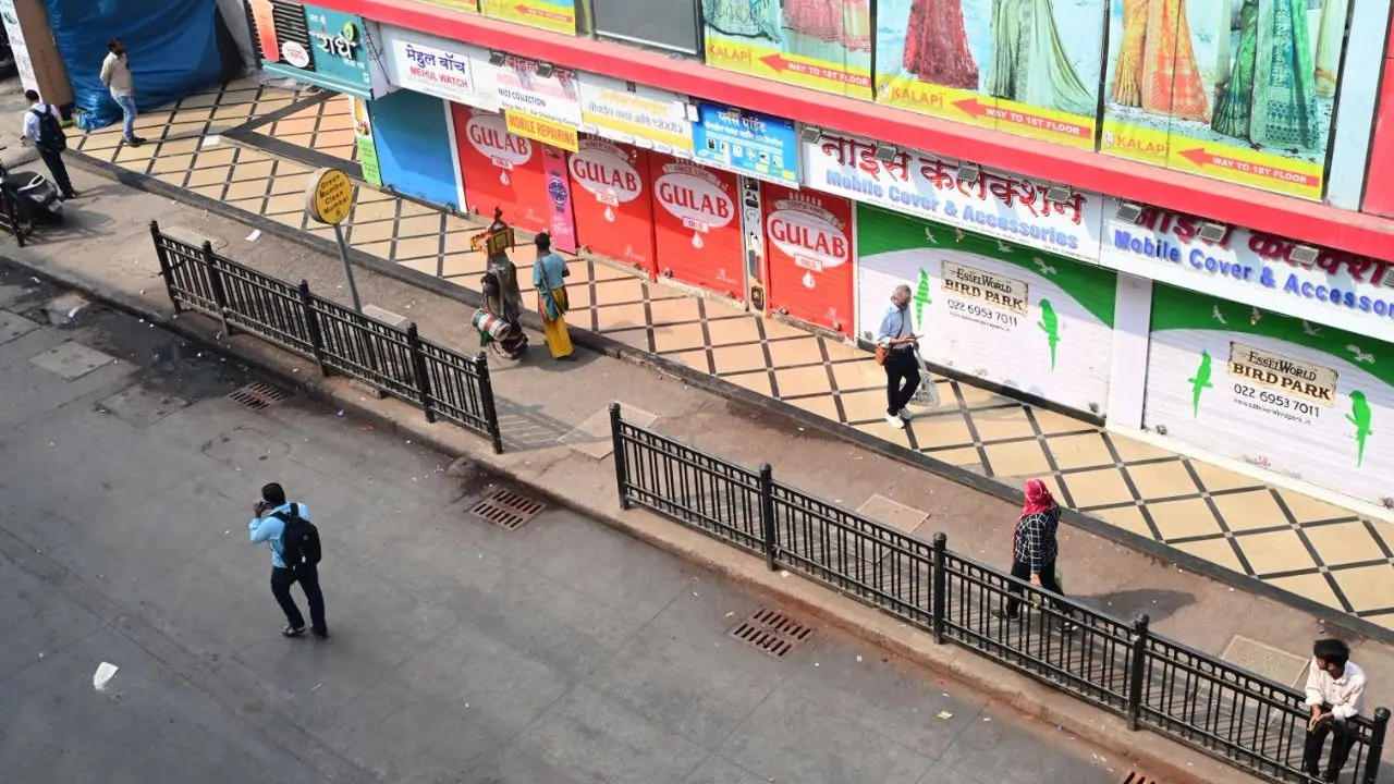 Members of the Business and Shop Association marched in unity, demanding immediate action to clear road obstructions
