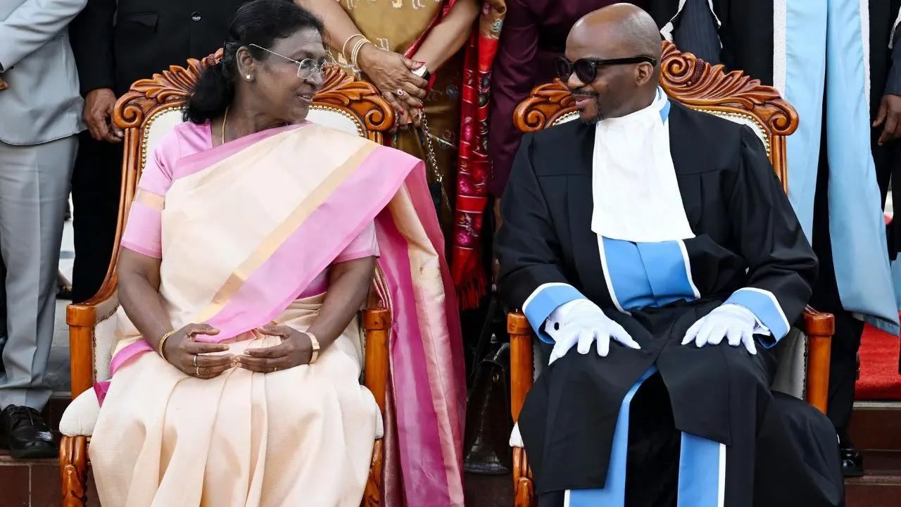 President Draupadi Murmu with the speaker of the National Assembly of Botswana, Dithapelo Keorapetse at the nature reserve in Gaborone
