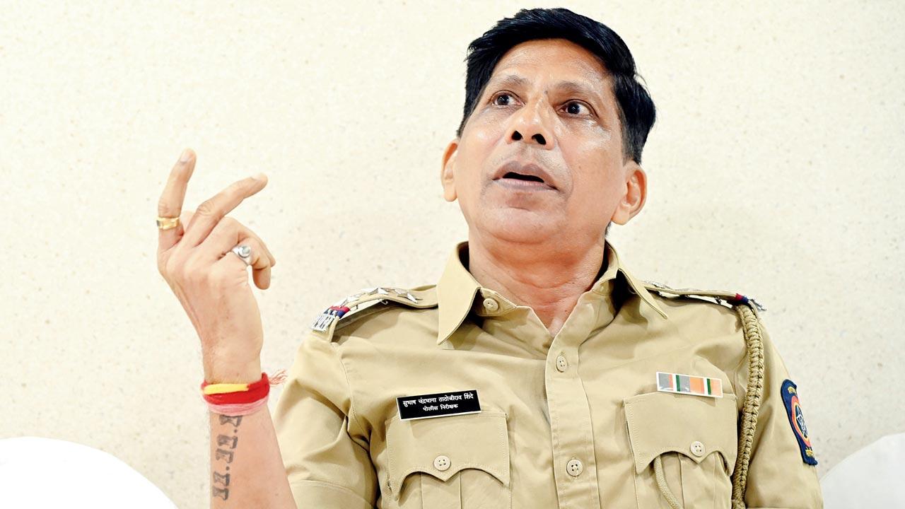 Senior Inspector Shinde with the iconic date tattooed on his arm. Pics/Sayyed Sameer Abedi