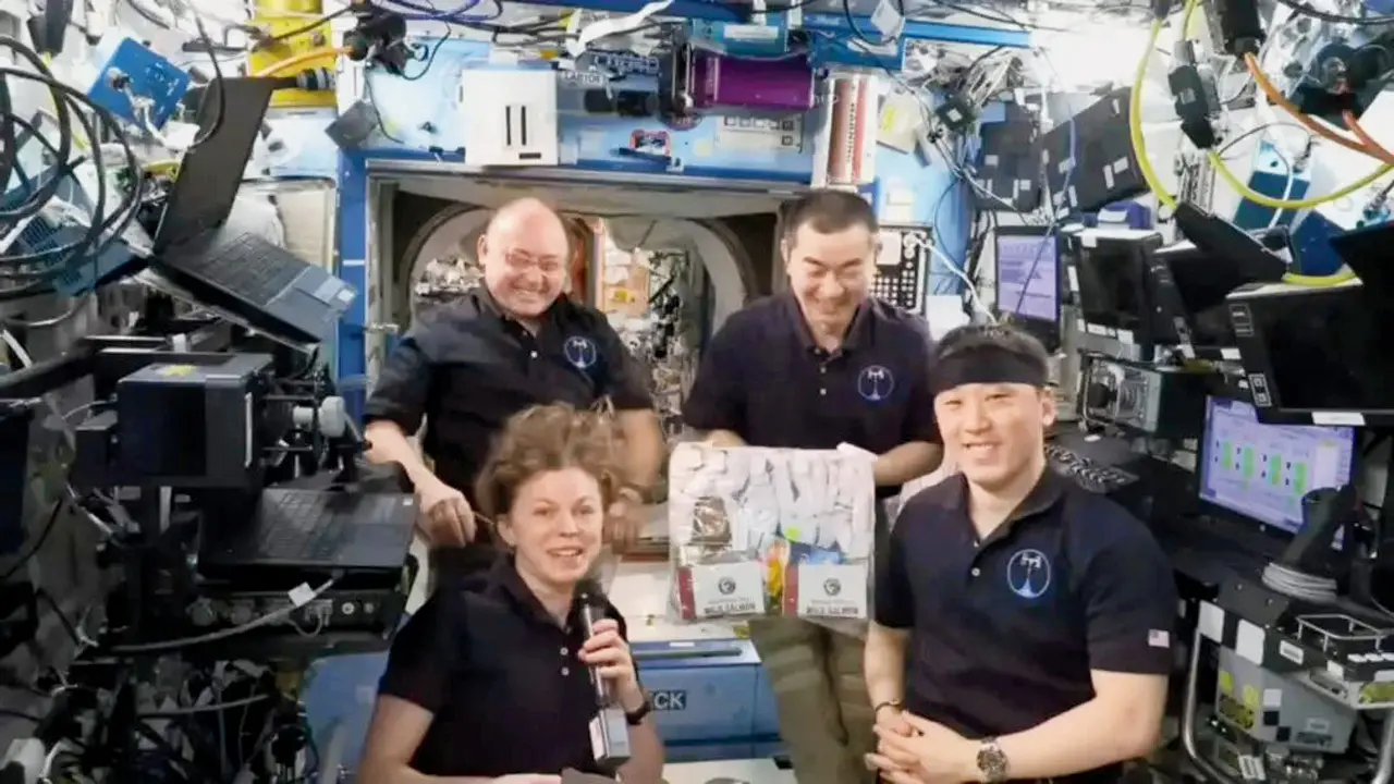 Astronauts enjoy Thanksgiving in space with turkey and lobster
