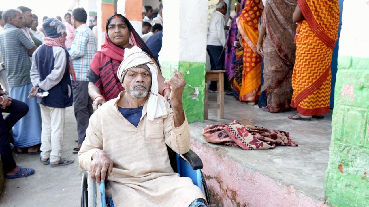 In this phase, the electoral fate of 1,302 candidates, including several ministers in the Nitish Kumar government, will be sealed