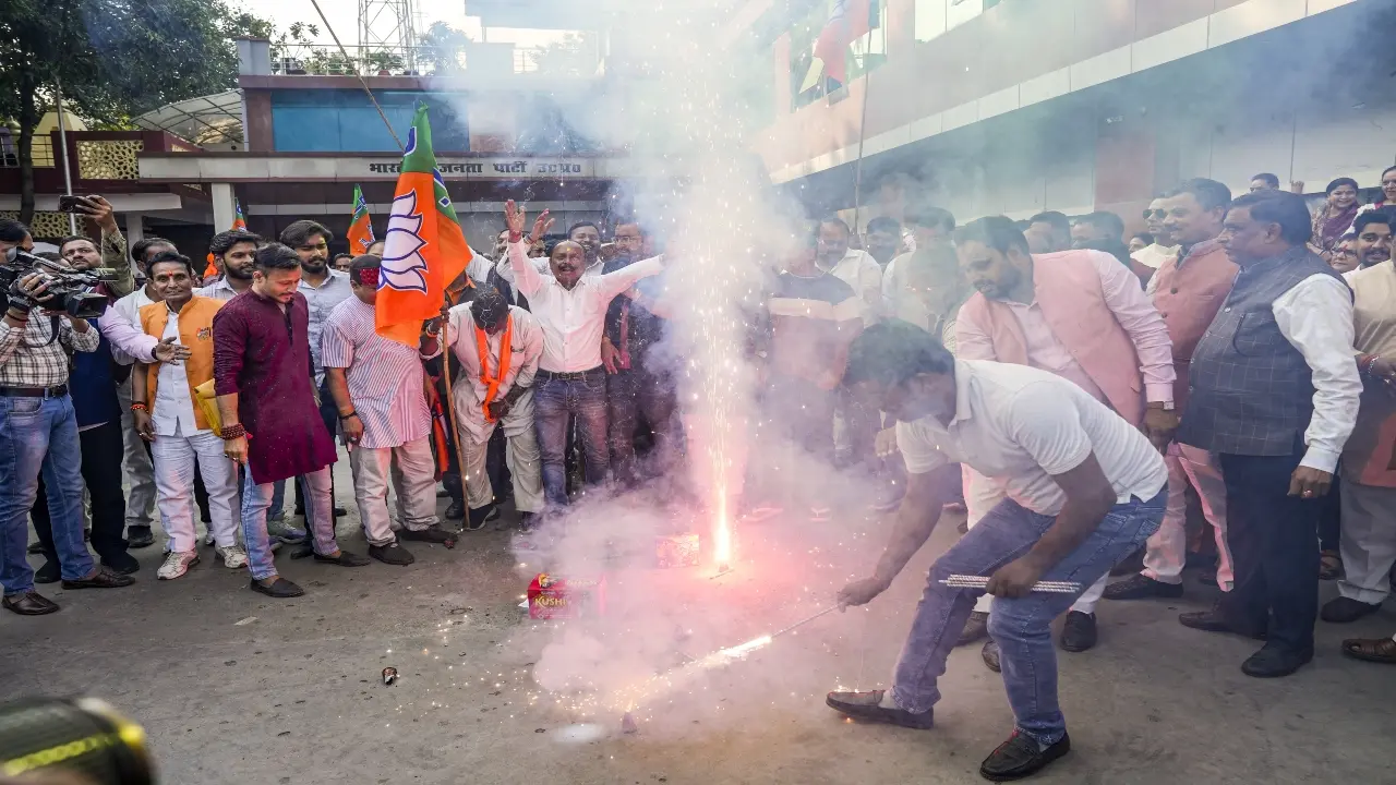 Maharashtra leaders react to Bihar verdict: Mahayuti says ‘vikas raj triumphs' BJP workers celebrate as the NDA alliance leads during the counting of votes for the Bihar Assembly Elections, at the party office in Lucknow. Pic/PTI