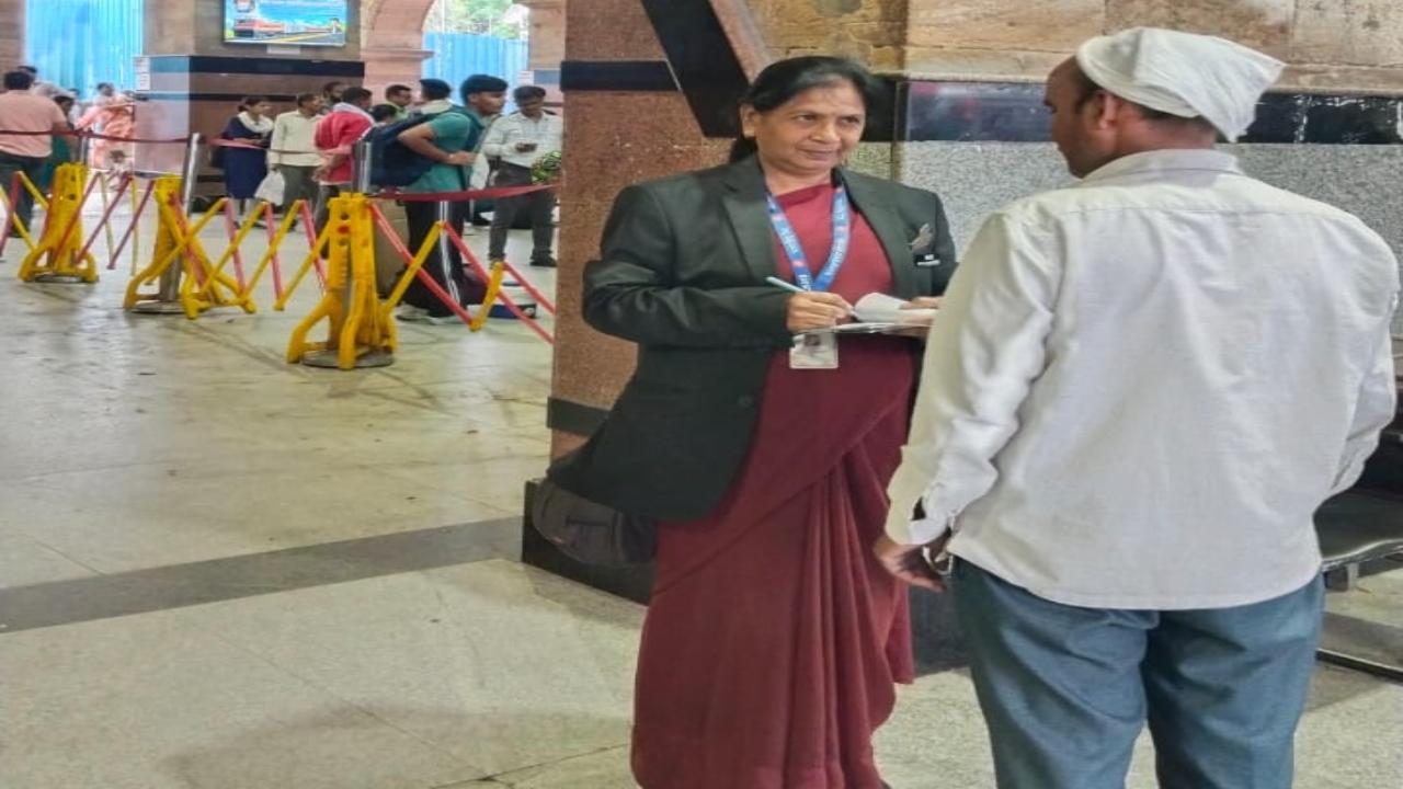 In October alone, ticket-checking teams apprehended 3.71 lakh passengers travelling without valid tickets, compared to the 3 lakh cases in October 2024, thereby recording a rise of nearly 24 per cent