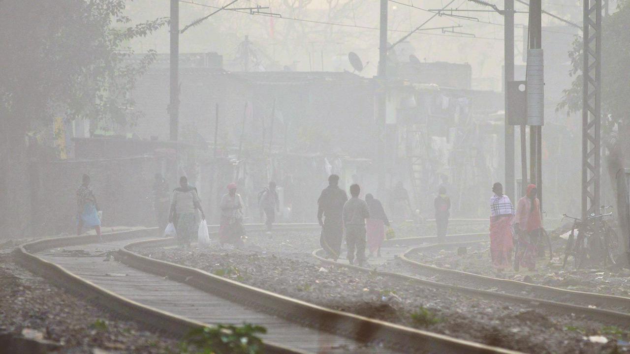 Delhi chokes again as air quality slips into ‘very poor’ category