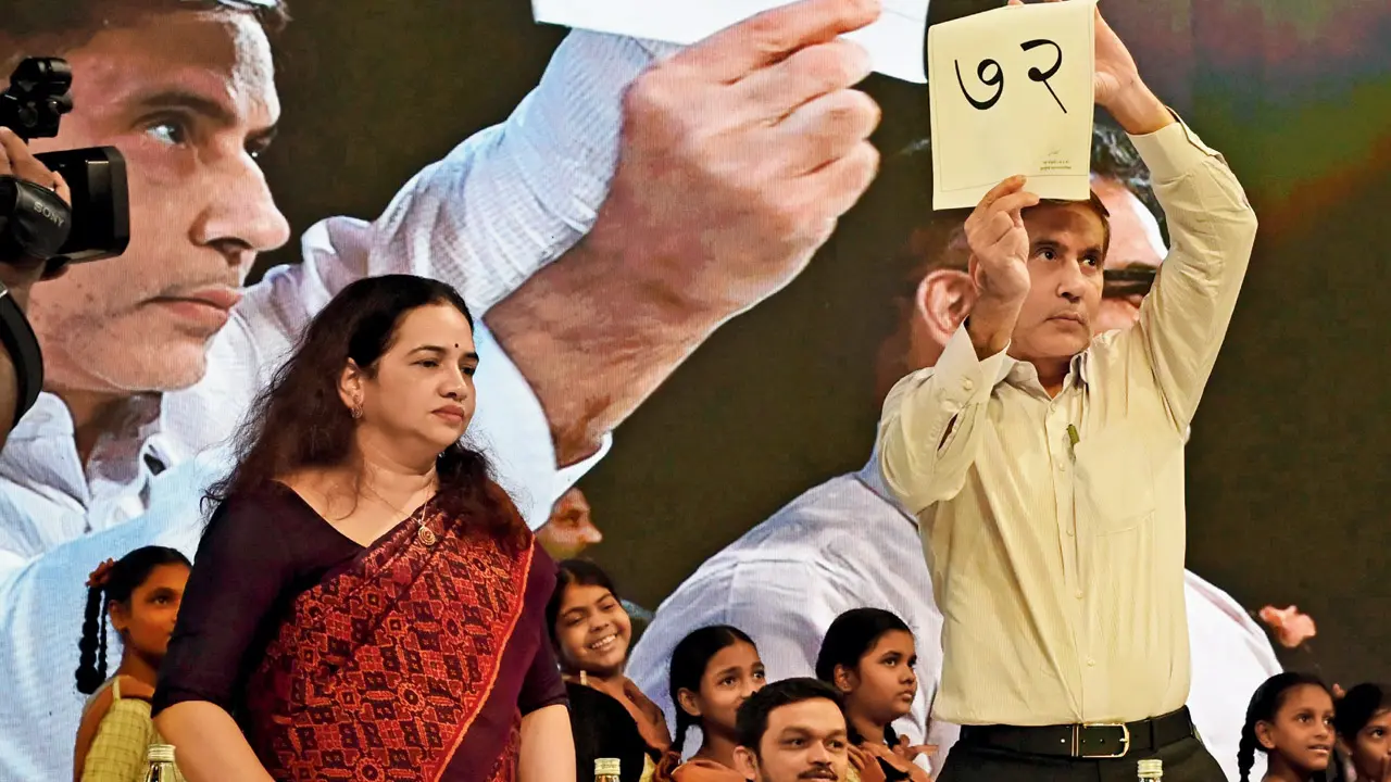 Dr Ashwini Joshi, additional municipal commissioner (left) and Bhushan Gagarani, municipal commissioner, at BMC’s ward delimitation draw at Bal Gandharva Rang Mandir in Bandra West, on Tuesday. PIC/SAYYED SAMEER ABEDI