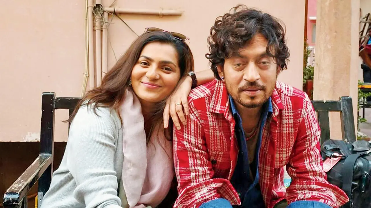 Have you heard? Parvathy Thiruvothu recalls her bond with Irrfan Khan (L-R) Parvathy Thiruvothu and Irrfan Khan in ‘Qarib Qarib Singlle’. Pics/Yogen Shah, PTI, Instagram