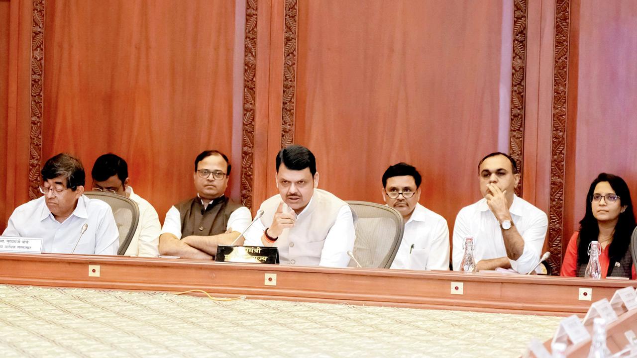 Complete key projects within three years: Maharashtra CM Devendra Fadnavis CM Devendra Fadnavis (centre) chairs the meeting in Mumbai on Monday. PIC/X/@DEV_FADNAVIS