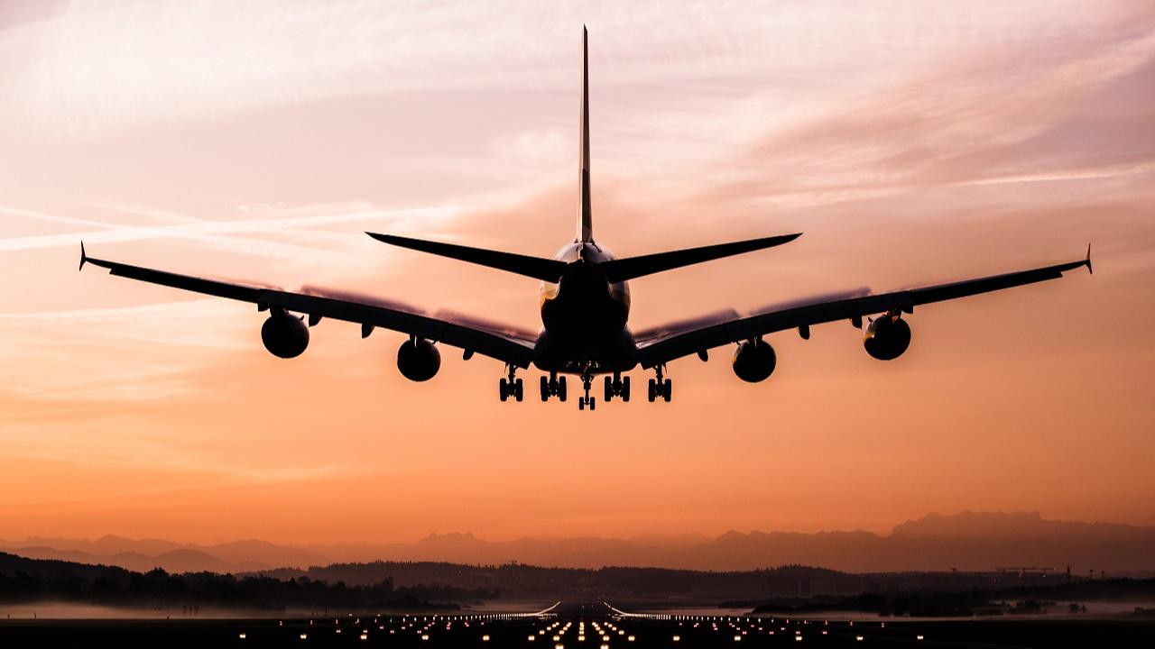 Air travellers face frustration as FAA's further drop in flights takes effect