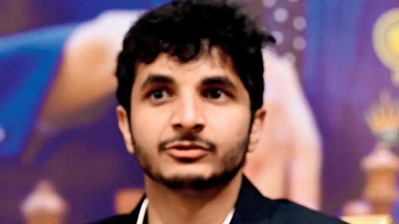 Vidit Gujrathi enters third round; Sarin, Chithambaram ousted Vidit Gujrathi