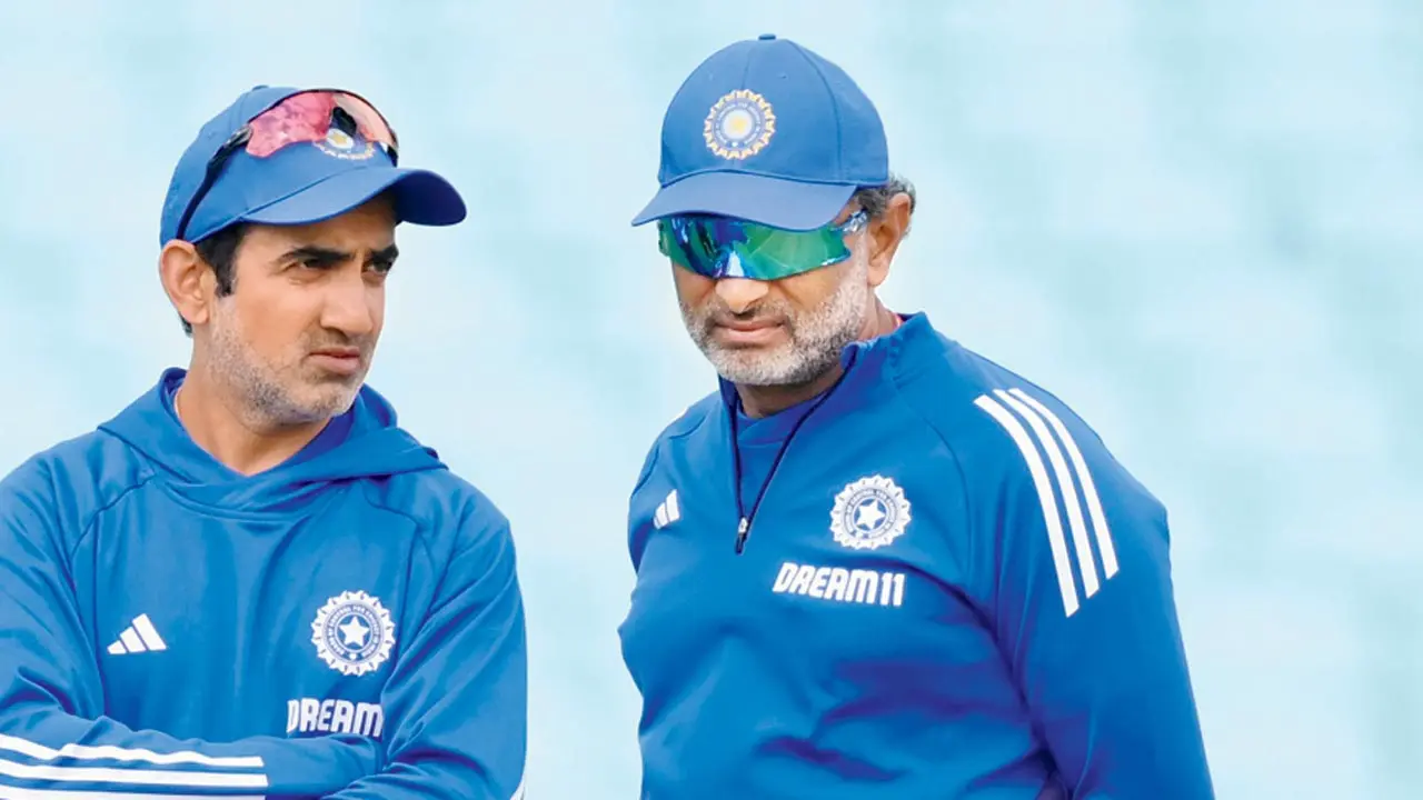 IND vs SA 2nd Test | `Maybe some people have agendas`: Sitanshu Kotak