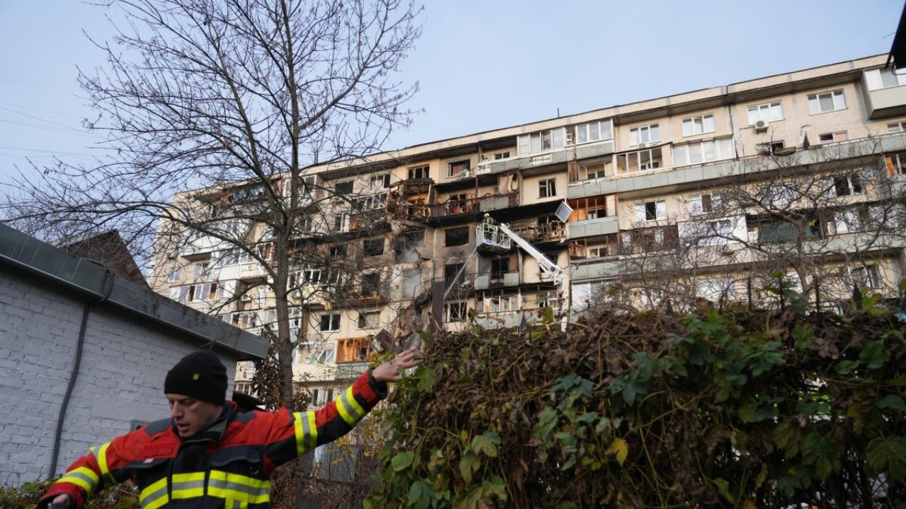 <p>The Russian attack followed talks between US and Ukraine representatives in Geneva on Sunday about a US-Russia brokered peace plan</p>