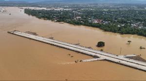 Death toll rises to 18 as Philippines reels from Typhoon Fung-wong’s devastation