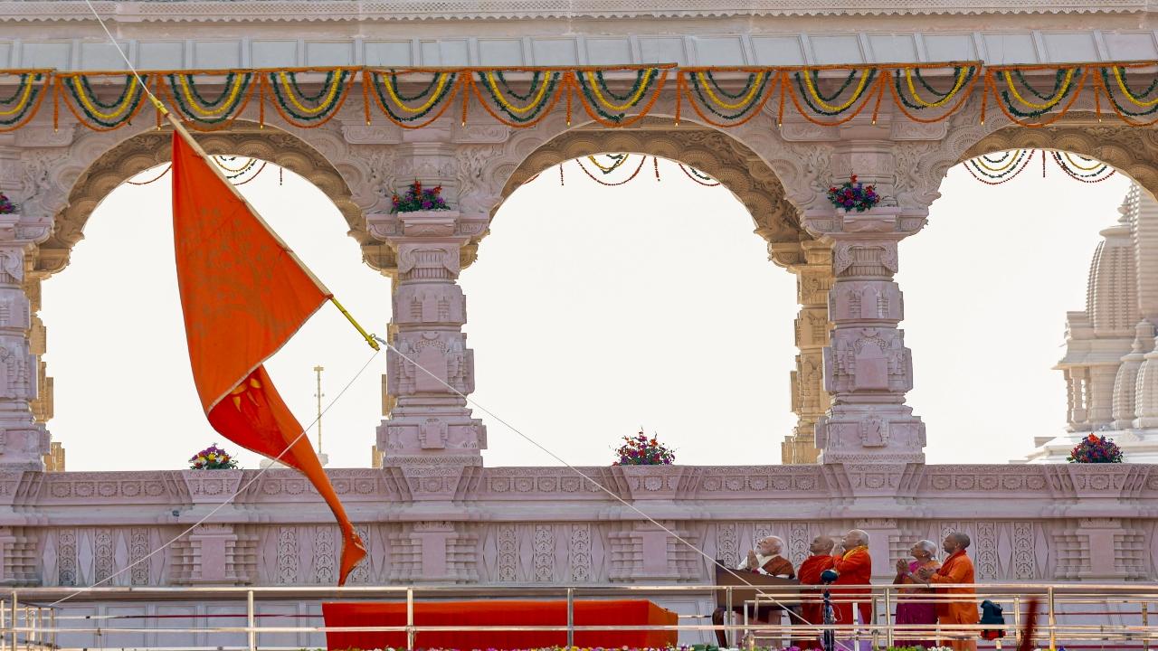 PM Narendra Modi with UP Governor Anandiben Patel, CM Yogi Adityanath and RSS chief Mohan Bhagwat during the ‘Dhwajarohan’ ceremony at the Ram Temple, in Ayodhya. Pic/PTI