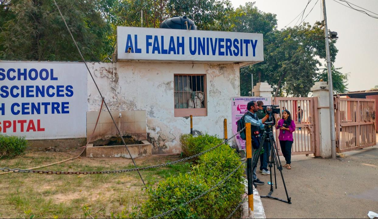 Caso de explosión del Fuerte Rojo de Delhi: ED obtiene la custodia de 13 días del fundador de la Universidad Al-Falah Caso de explosión del Fuerte Rojo de Delhi: ED obtiene la custodia de 13 días del fundador de la Universidad Al-Falah
