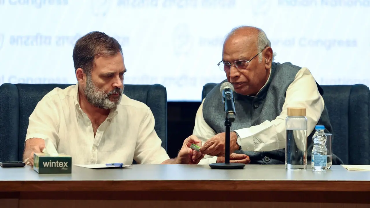 Congress accuses PM Modi, Amit Shah of ‘subverting constitutional principles’
