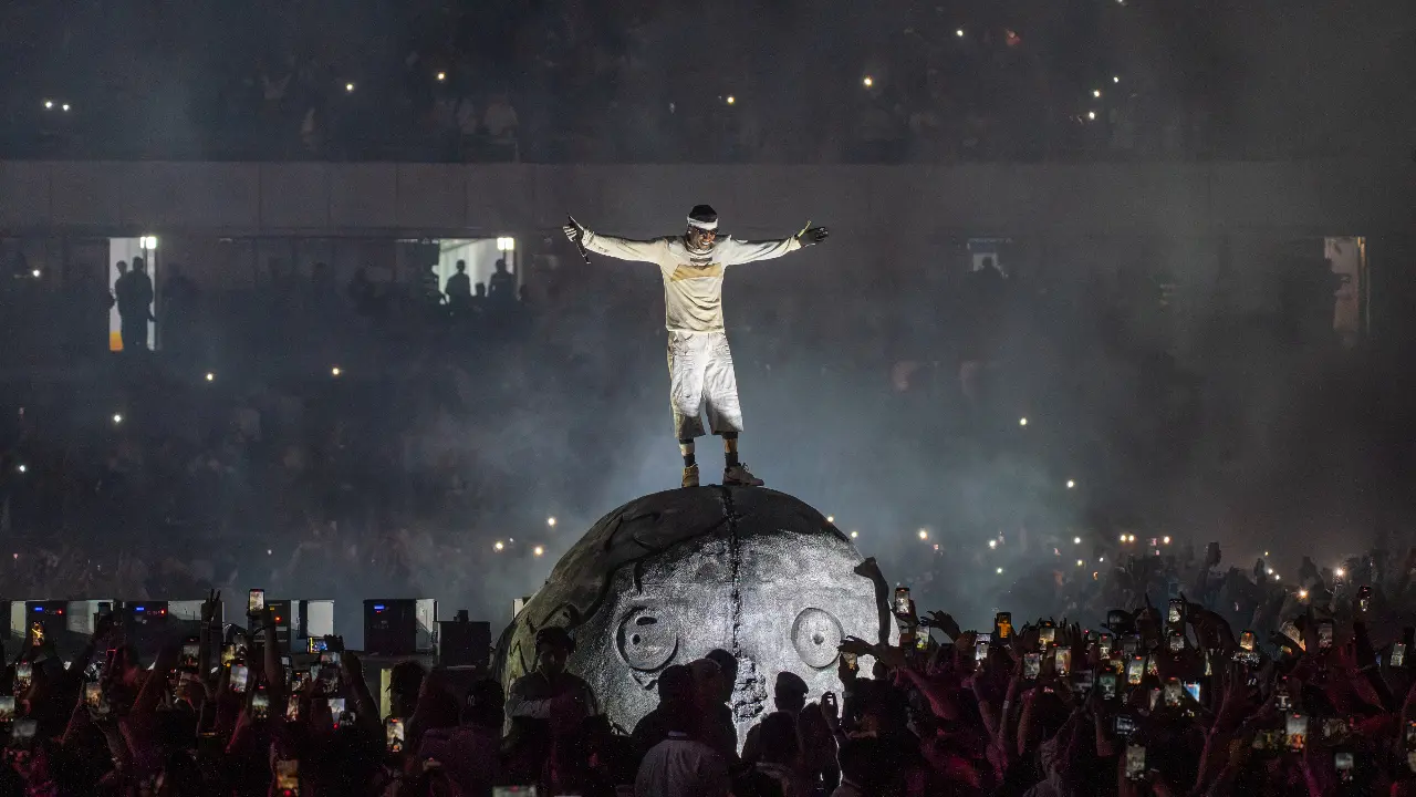 Cinematic visuals, larger than life production, bone-rattling bass and immersive storytelling pulled the audience deep into the electrifying world of CIRCUS MAXIMUS