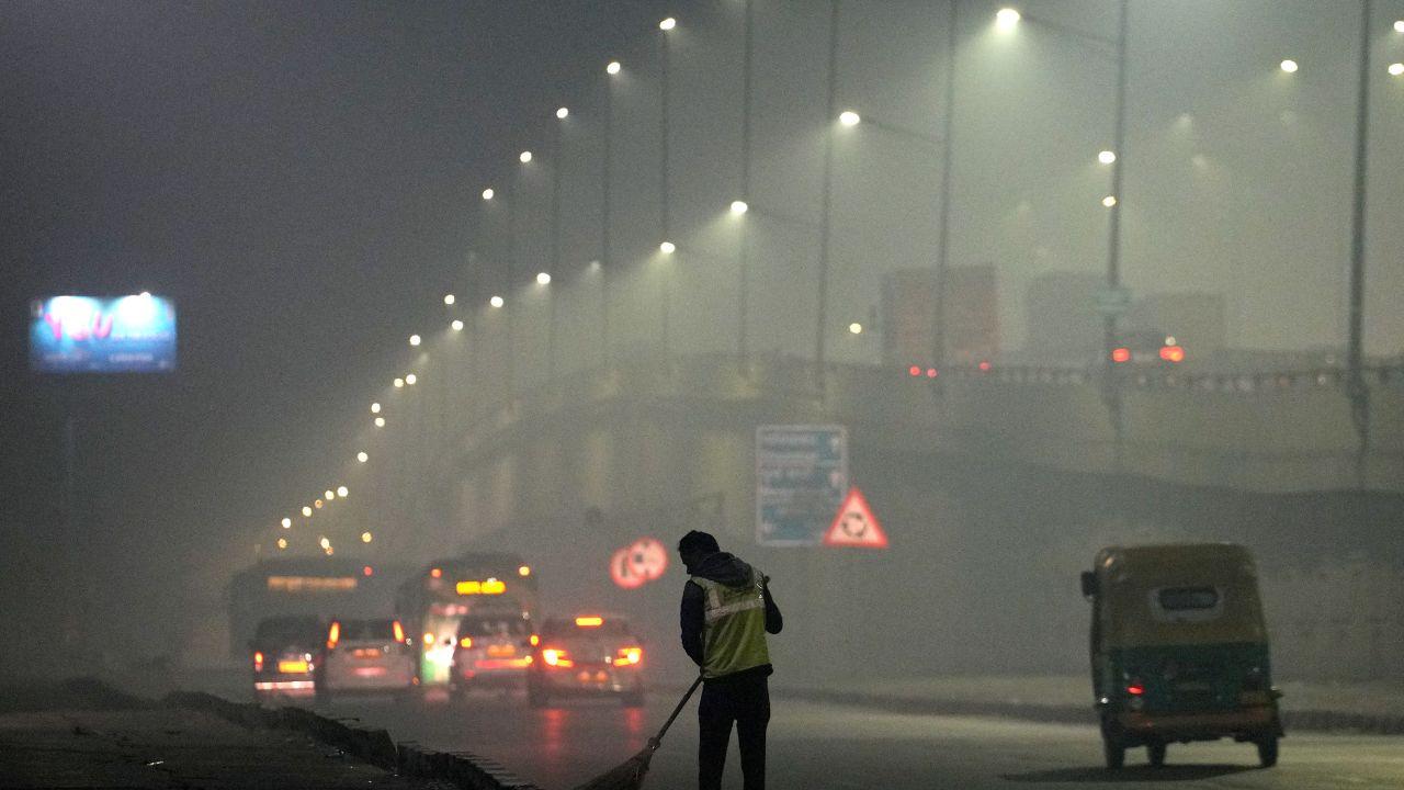 Delhi chokes yet again as AQI stays ‘very poor’ for 13th day