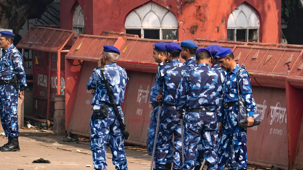 Explosão no Forte Vermelho: Polícia Segue Pista Crucial em Veículo Suspeito!