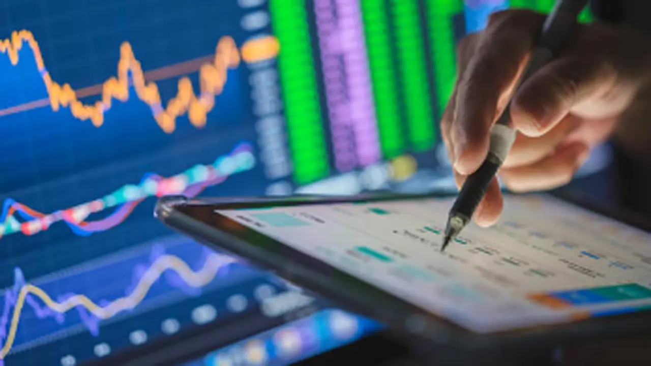 UAE President waives AED 475.154 million in debt for 1,435 Emiratis