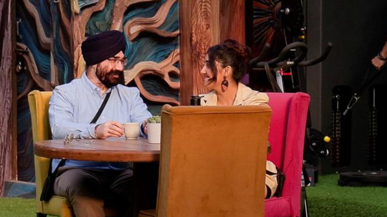 Bigg Boss 19: Ashnoor Kaur’s vader komt het huis binnen en zegt dat zijn familie trots is
