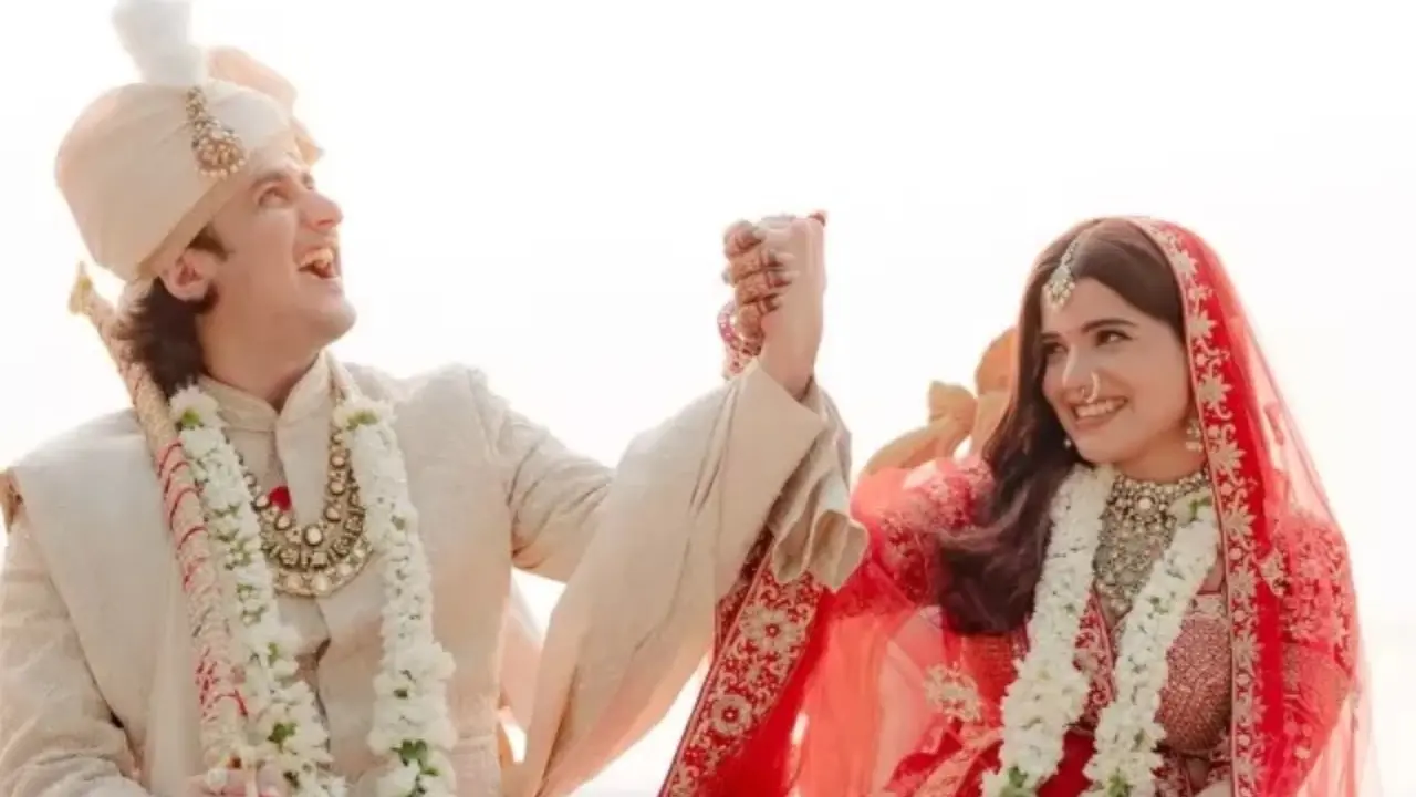 De De Pyaar De actor Bhavin Bhanushali gets married to Disha Chandreja De De Pyaar De actor Bhavin Bhanushali gets married to Disha Chandreja