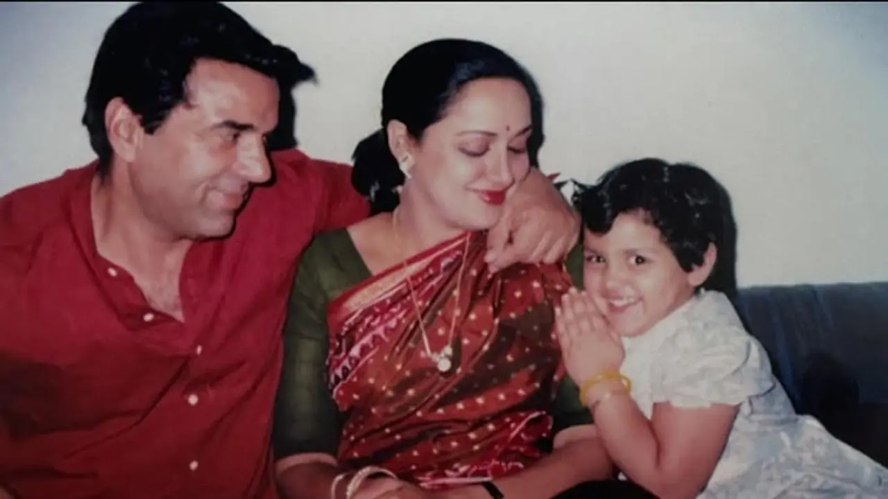 Esha Deol shares throwback with Dharmendra, Hema Malini: “I am because of you”