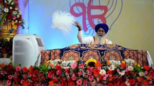 IN PHOTOS: Mumbai celebrates Guru Nanak Jayanti 2025 with langar