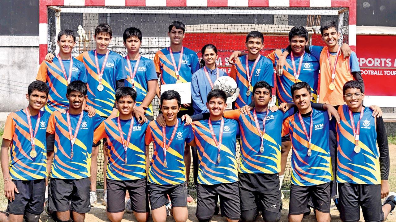 The triumphant Arya Vidya Mandir boys team