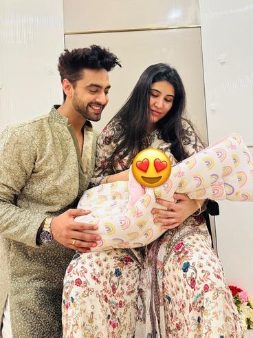 <p>Sheena Bajaj and Rohit Purohit became parents to a baby boy on September 15, 2025.</p>