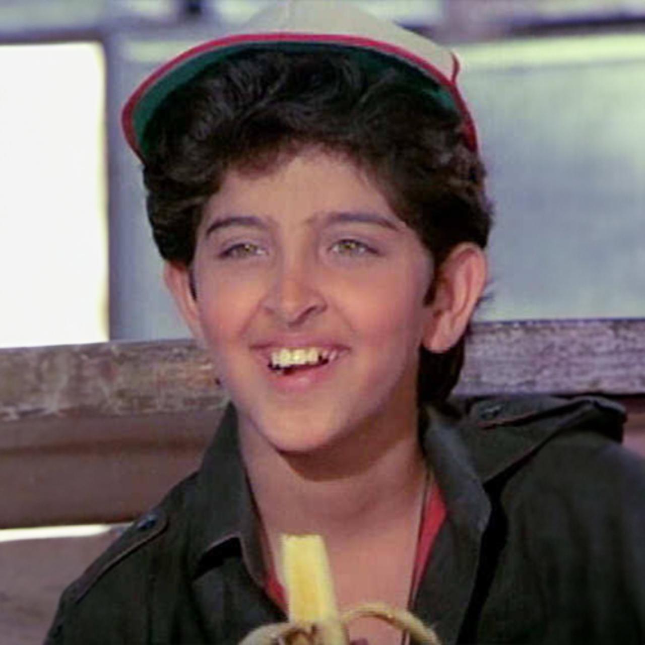 Before making a big splash with his debut as an adult in the iconic film Kaho Naa... Pyaar Hai, Hrithik Roshan appeared as a child artist in the film Aasha (1980), where he played a small role.