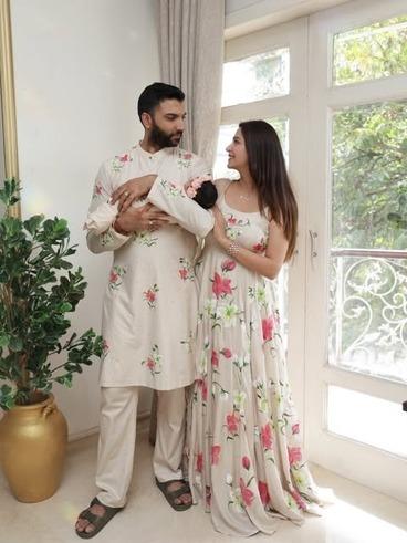 <p>K3G star Malvika Raaj and Pranav Bagga welcomed a baby girl on August 23, 2025. They shared adorable pictures and revealed the name of their baby as Mahara.</p>