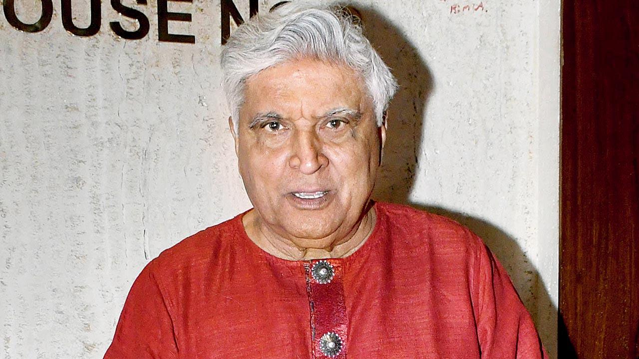  Javed Akhtar 