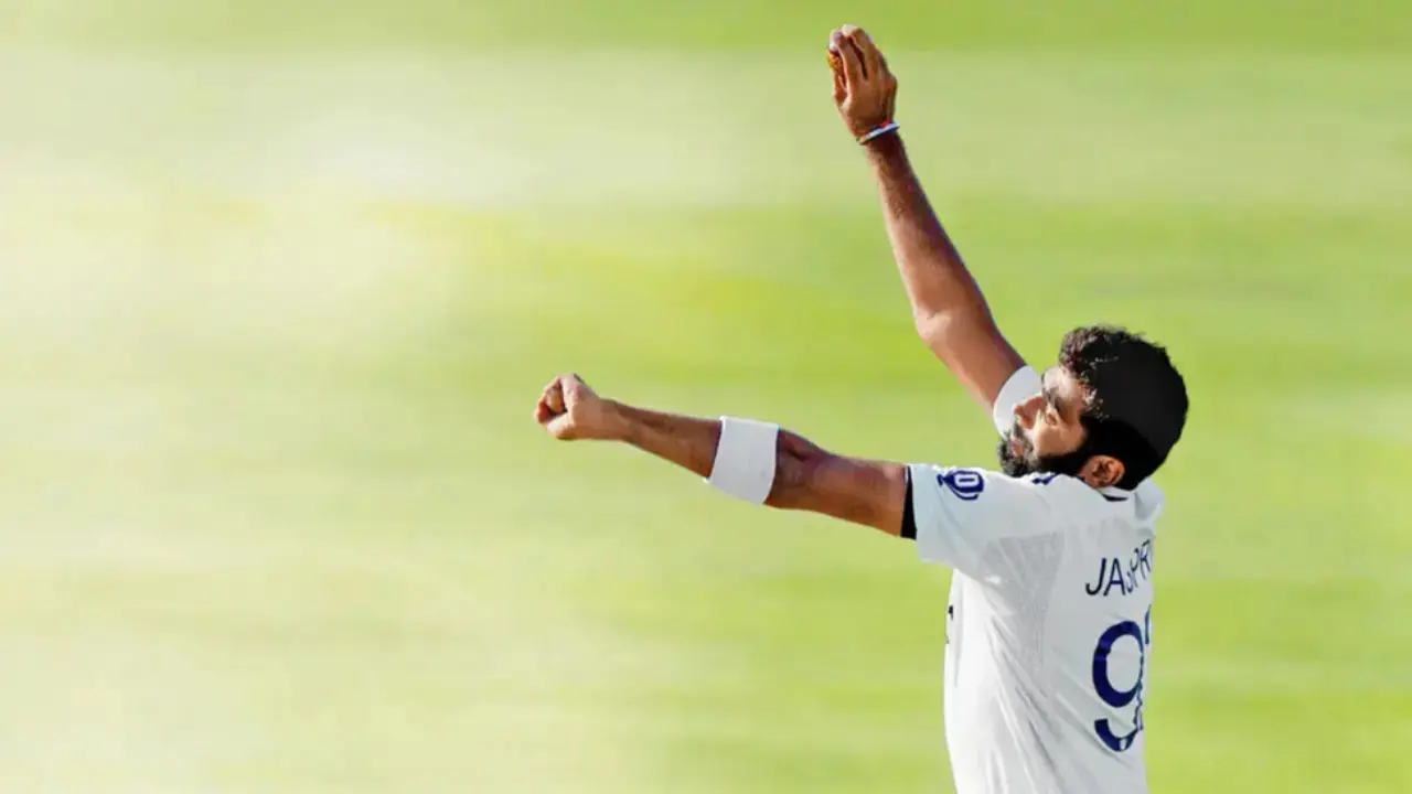 Jasprit Bumrah claims first wicket as South Africa reach 82 for 1 at Tea