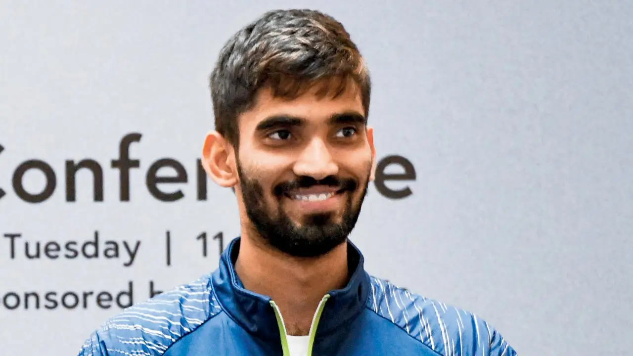 Srikanth, Jolly-Gayatri pair advance to final