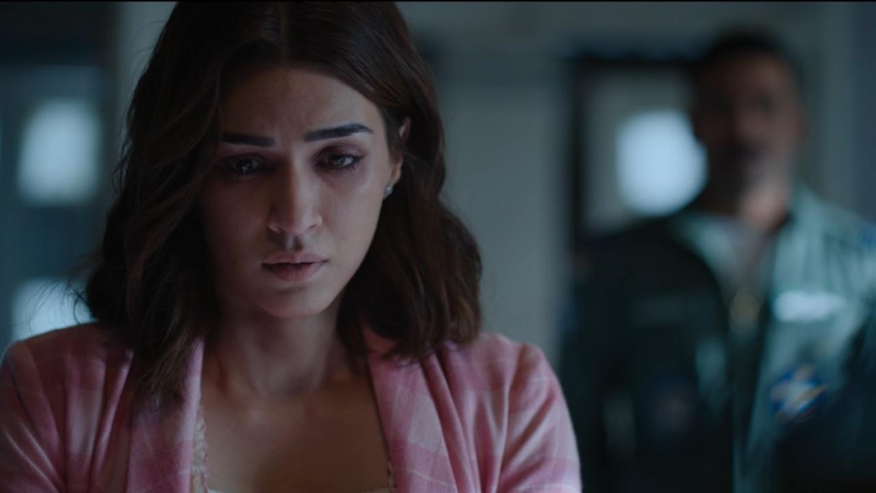 Dhanush and Kriti Sanon`s film Tere Ishk Mein trailer unveiled