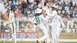 Harmer showcases dominating performance; Proteas defeat India by 30 runs