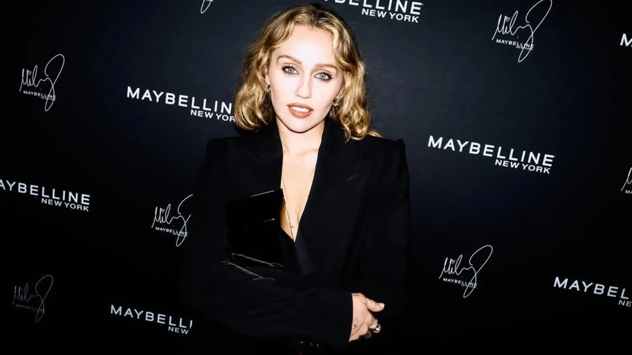 Picture Courtesy/Miley Cyrus` Instagram account