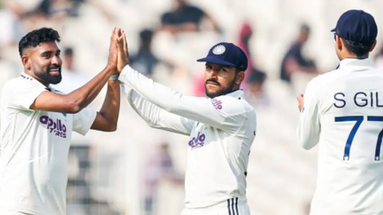 Mohammed Siraj celebrates a wicket his teammates during the first Test match against South Africa (Pic: X/@BCCI)