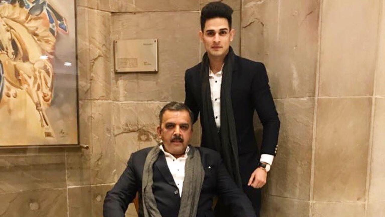 Bigg Boss 11 fame Priyank Sharma`s father dies at 59 Bigg Boss 11 fame Priyank Sharma`s father dies at 59
