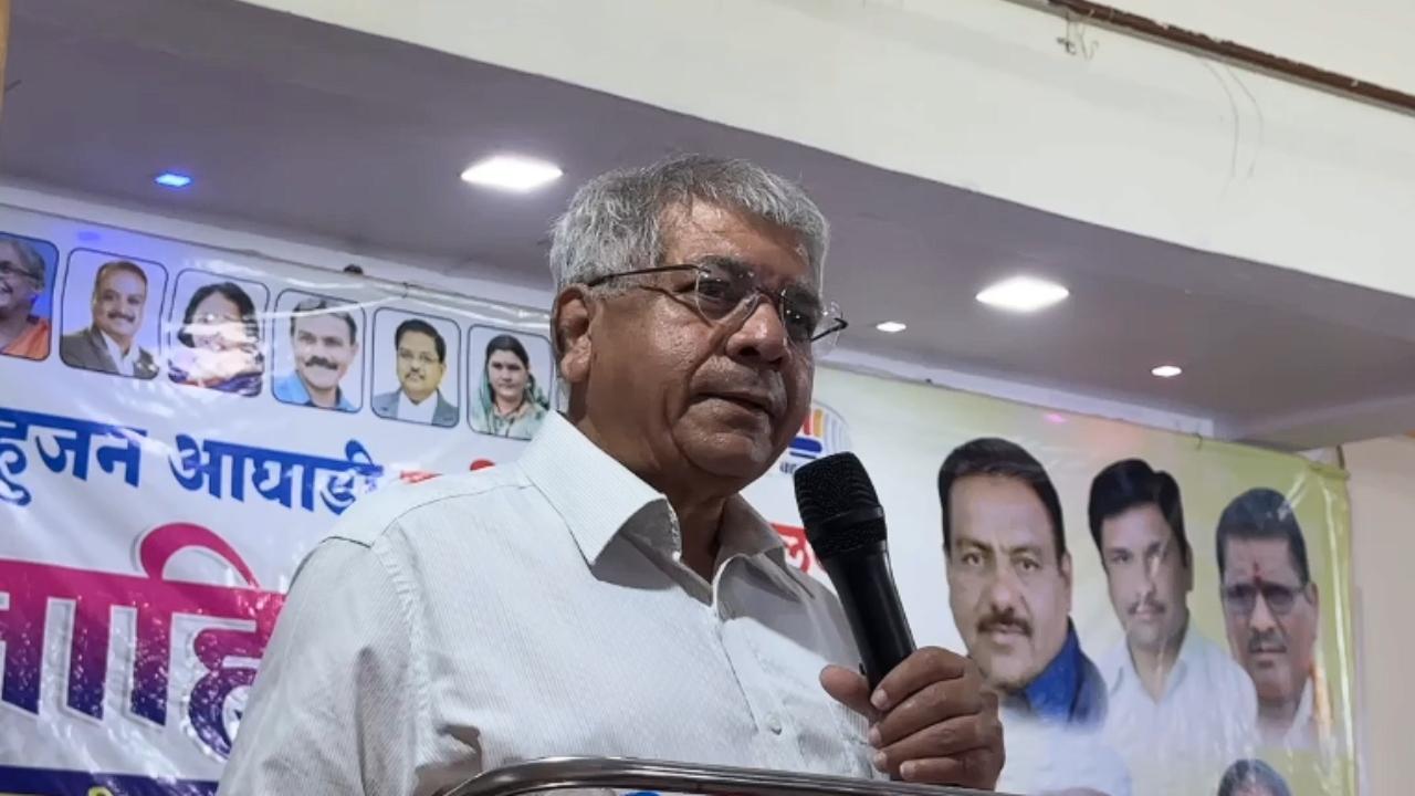 Satara doctor death case: Prakash Ambedkar demands 'unbiased' SIT probe