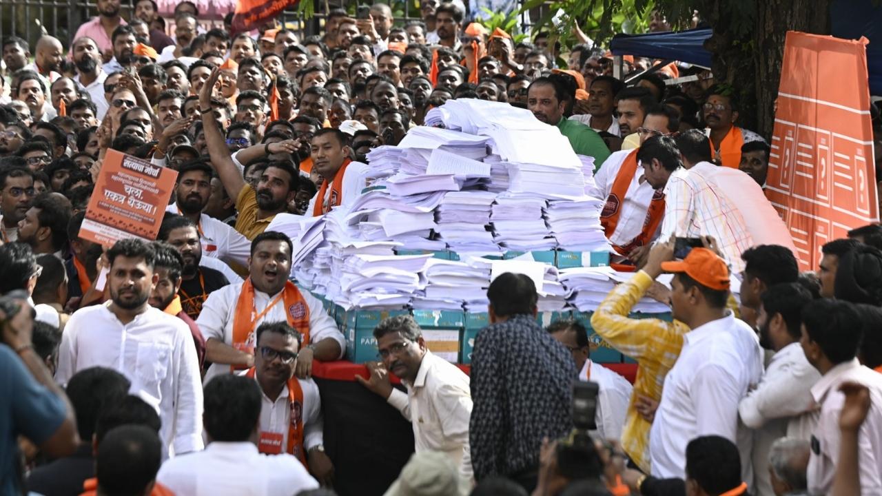 The Shiv Sena (UBT) said the Opposition's 'Satyacha Morcha' here will jolt the Election Commission of India