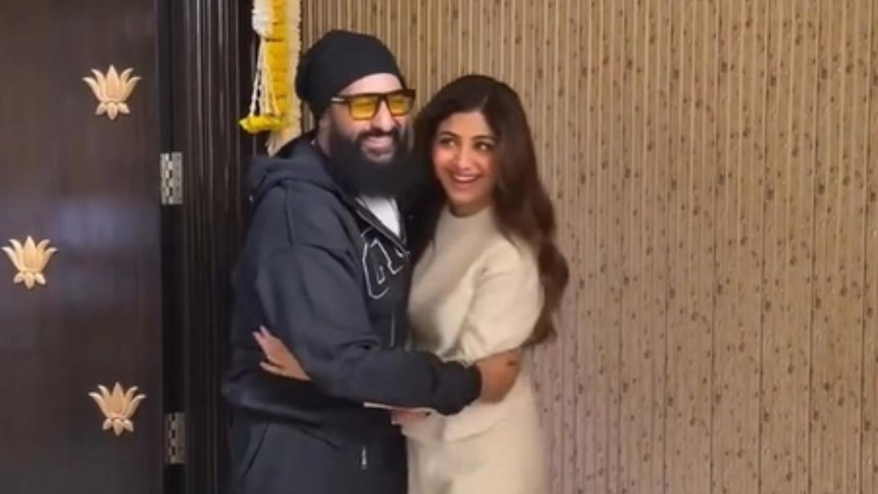 Shilpa Shetty is 'still spinning in love' on 16th anniversary with Raj Kundra
