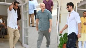 Jackie Shroff, Anupam Kher and others attend Sulakshana Pandit's prayer meet