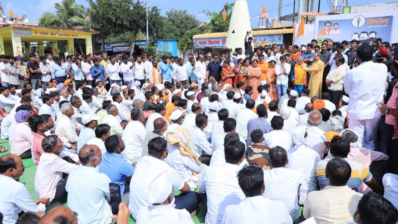 IN PHOTOS: Uddhav Thackeray interacts with Maharashtra farmers