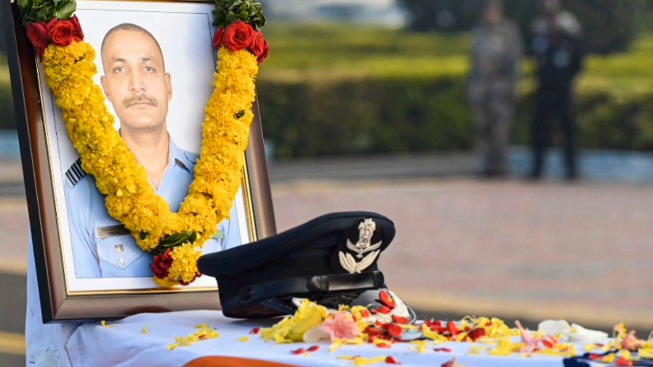 Wing Commander Namansh Syal's uncle, Madan Lal, recalled his childhood and mourned his demise