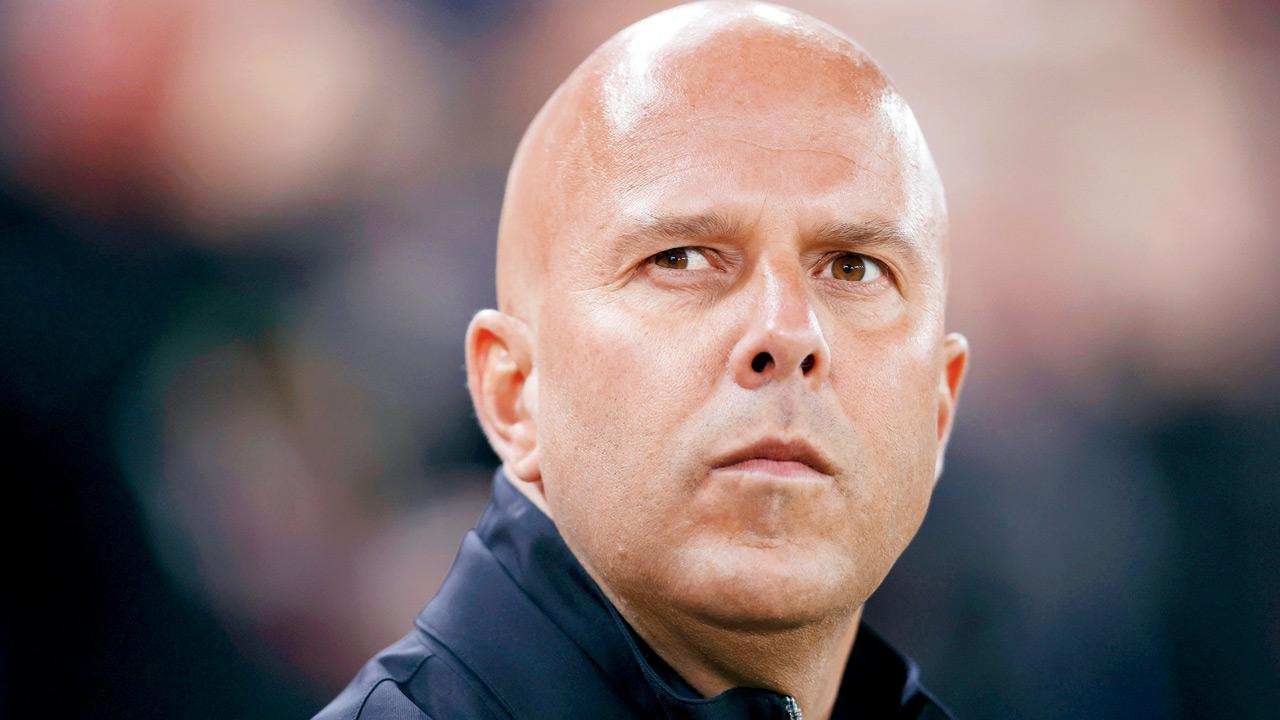 Liverpool boss Slot urges side to improve set-piece threat