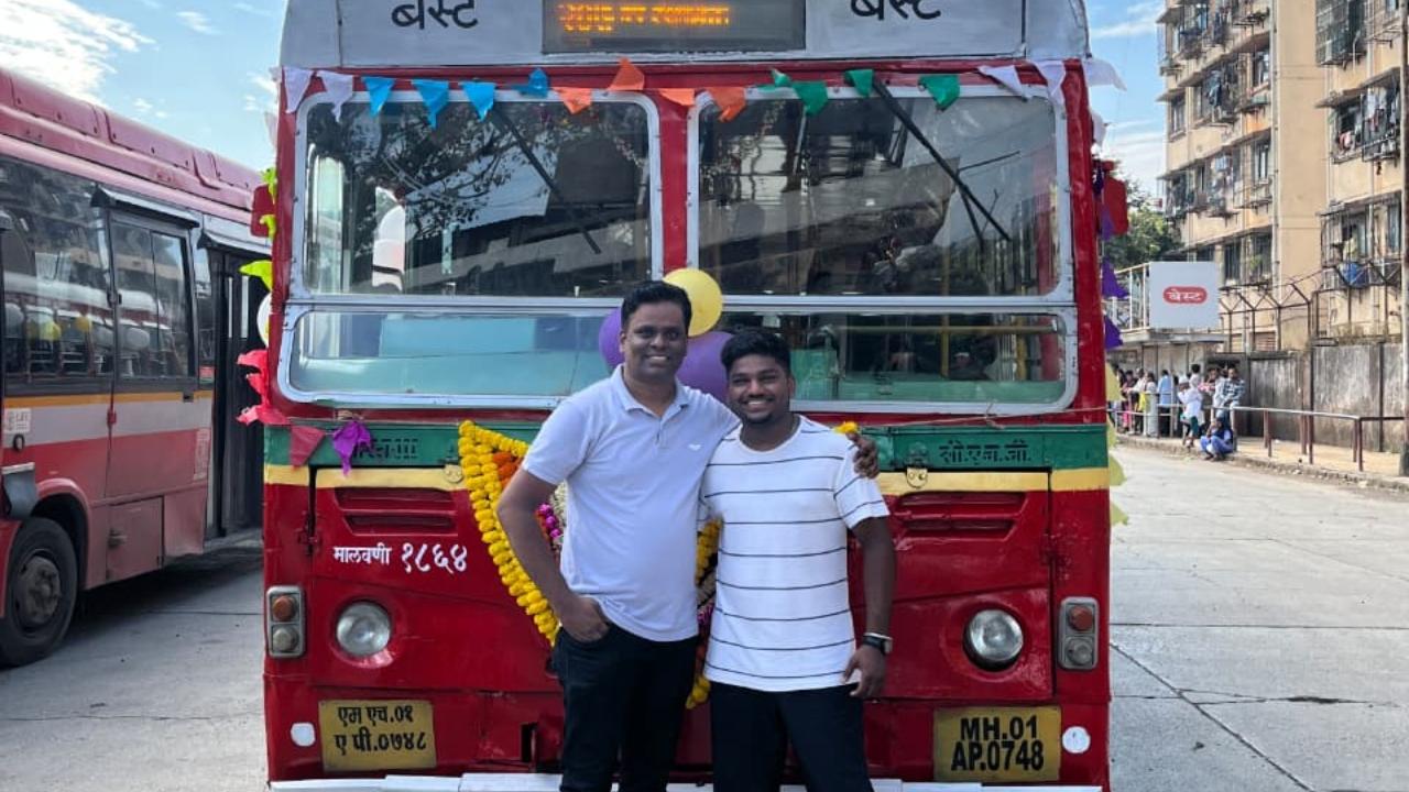 A handful of midi-sized JNNURM buses still operate, the last of which will go off-road on 15 November 2025