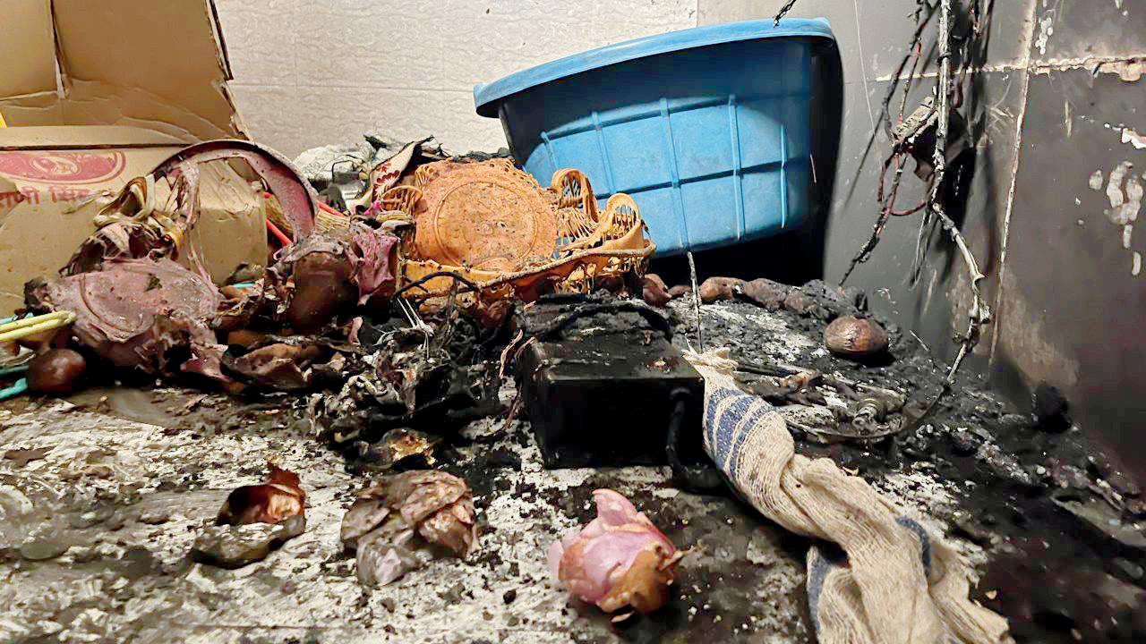 Spot at Machhimar Nagar in Cuffe Parade where the fire broke out on Monday. PICS/RITIKA GONDHALEKAR