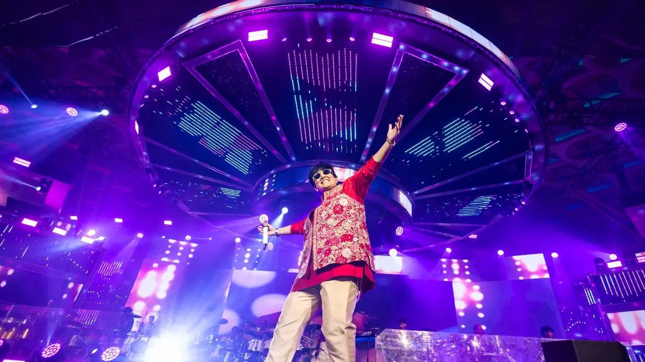 Bringing colour back, the fifth day saw her combine her love for red and gold to wear a white and gold floral embroidered jacket with a red kurti and gold pants